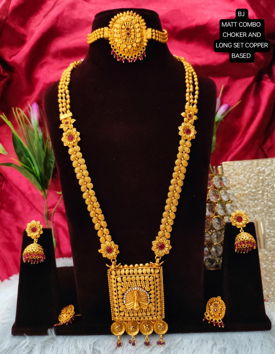 Latest gold deals long set design