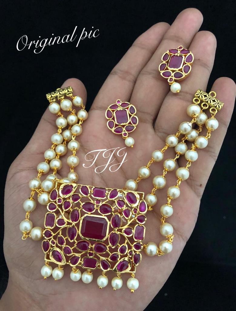 Fancy Square Chokar Necklace Set for women and girls.