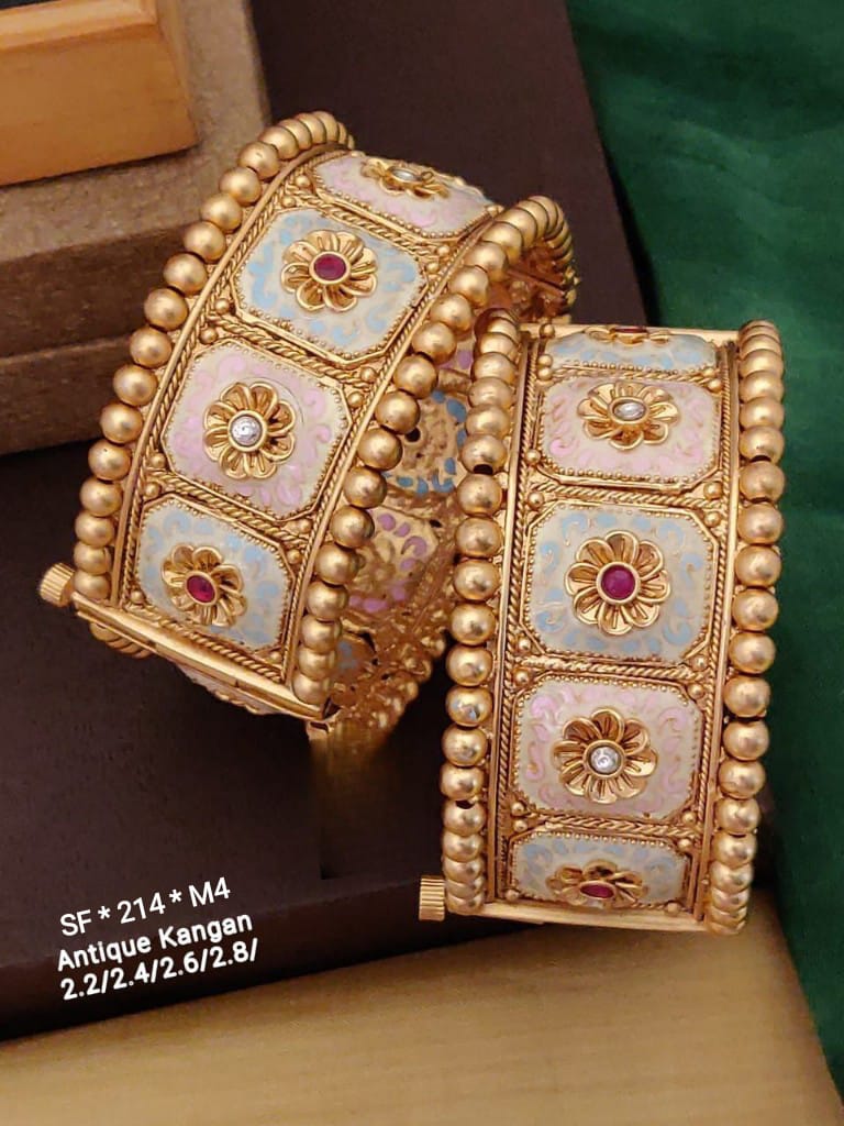 Antique gold deals bangles set