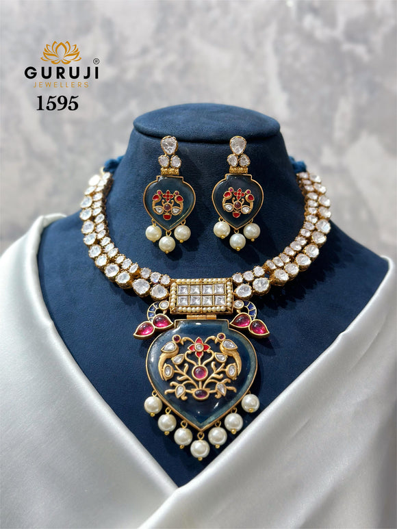 Janaki , elegant Antique Finish Kundan  Necklace Set for women -SANDY001KNB