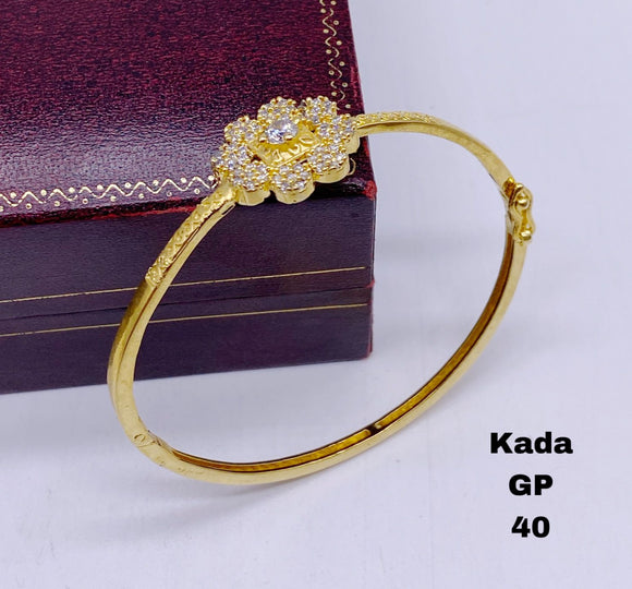 Ananya , elegant Gold Finish Diamond Bracelet for women -SANDY001DC