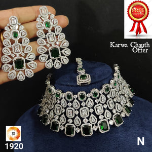 ELEGANT AMERICAN DIAMOND NECKLACE SET WITH MANGTIKKA FOR WOMEN -MOENSWM001