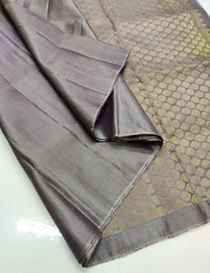 GREY COLOR PURE KANJIVARAM TRADITIONAL HANDLOOM SOFT SILK SAREE IN UNIQUE DESIGN -PDSKSSW001GR