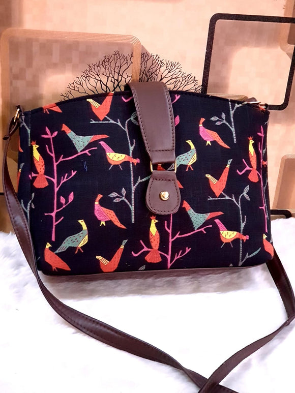 Oriflame Multicolor Sling Bag Designer Zip Multicolor Bag for Girl's  Multicolor - Price in India | Flipkart.com