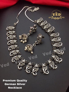 SHIVANGI , OXIDISED SILVER FINISH NECKLACE SET FOR WOMEN -KARTISNS