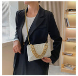 WHITE DESIGNER CUSHIONED HEART PATTERN SLING BAG FOR WOMEN WITH BROAD CHAIN -JC001W