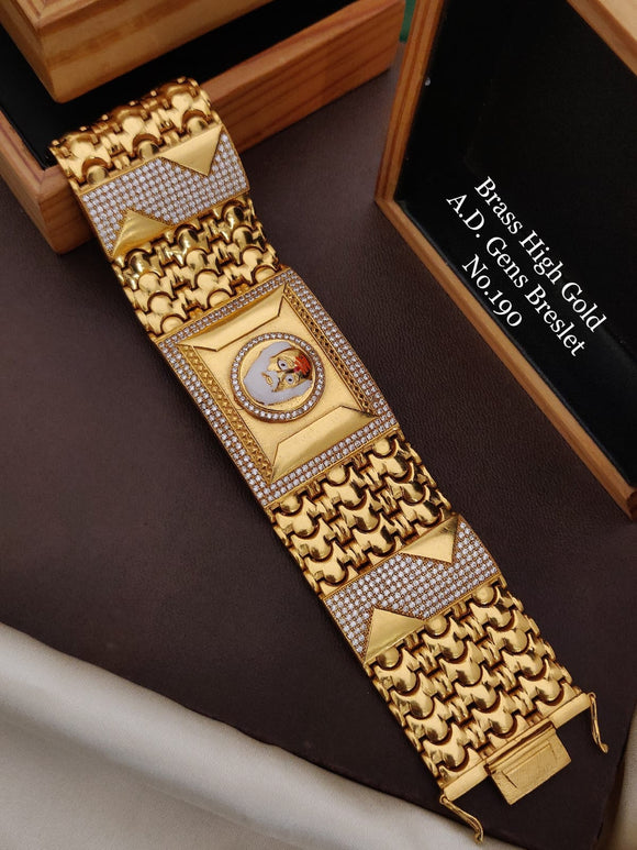 Bonheur Jewelry Lucile Gold Pendant Bracelet in Metallic | Lyst