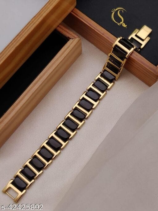 22Kt Gold Traditional Black Bead Men Bracelet 65VI283
