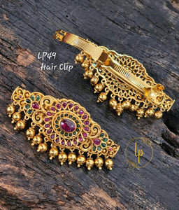 Geetanjali , elegant gold finish hair clip for women -LR001HCD