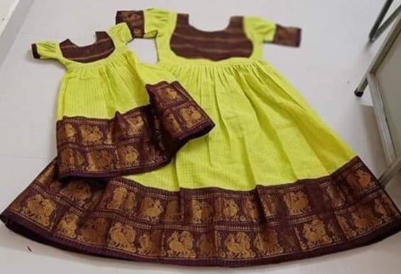 Mother Daughter Party Wear Dresses 2024 | www.milord.com